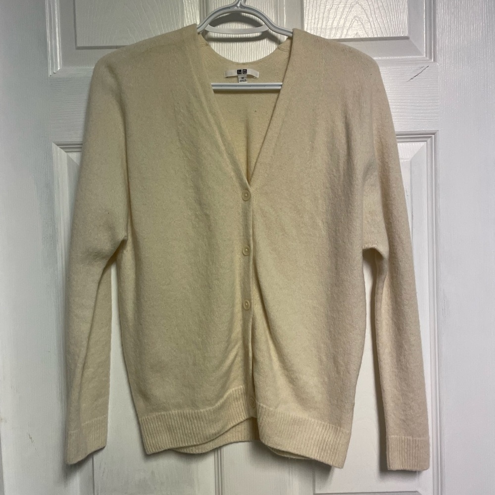 Uniqlo cream cardigan